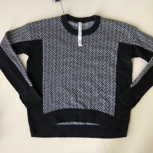 Lululemon Herringbone Merino Wool Sweater - Picture 4 of 8